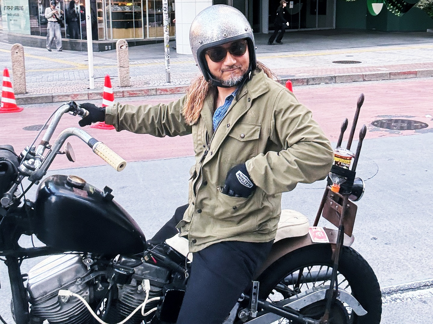 バイクに乗る